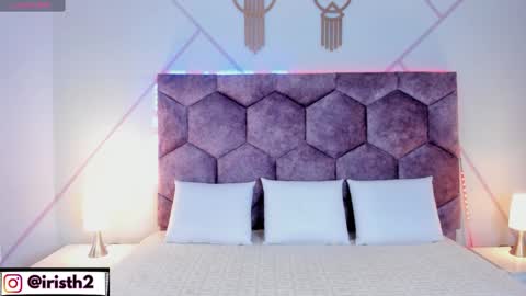 Iris online show from 11/26/25, 03:51