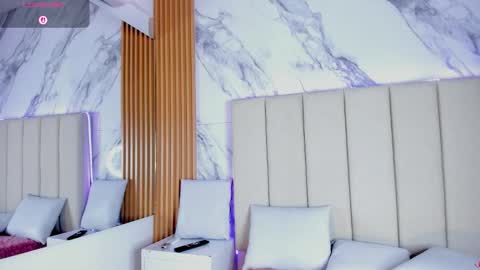 Iris online show from 02/27/26, 10:37