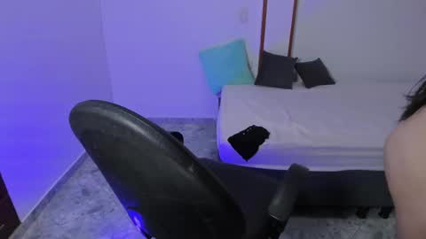 Iris online show from 03/06/25, 08:48