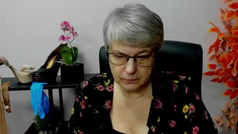 Snapshot of iris_xdesire chatting on 12/02/24, 07:14 I R I S online show from 12/02/24, 07:14