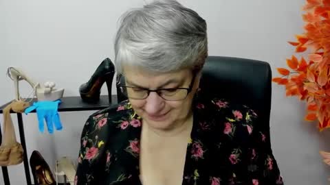 Snapshot of iris_xdesire chatting on 12/04/24, 07:50 I R I S online show from 12/04/24, 07:50