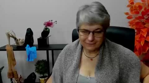 Snapshot of iris_xdesire chatting on 12/09/24, 07:39 I R I S online show from 12/09/24, 07:39