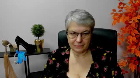 Snapshot of iris_xdesire chatting on 01/09/25, 10:31 I R I S online show from 01/09/25, 10:31
