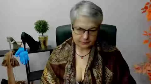 Snapshot of iris_xdesire chatting on 01/10/25, 07:25 I R I S online show from 01/10/25, 07:25