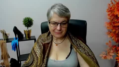 Snapshot of iris_xdesire chatting on 01/29/25, 07:57 I R I S online show from 01/29/25, 07:57