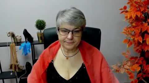 Snapshot of iris_xdesire chatting on 01/31/25, 07:29 I R I S online show from 01/31/25, 07:29