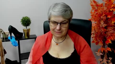 Snapshot of iris_xdesire chatting on 02/03/25, 07:18 I R I S online show from 02/03/25, 07:18