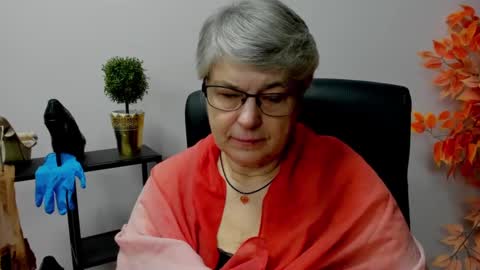 Snapshot of iris_xdesire chatting on 02/10/25, 07:15 I R I S online show from 02/10/25, 07:15
