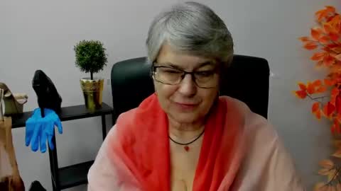 Snapshot of iris_xdesire chatting on 02/10/25, 11:15 I R I S online show from 02/10/25, 11:15