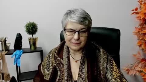 Snapshot of iris_xdesire chatting on 02/12/25, 11:18 I R I S online show from 02/12/25, 11:18