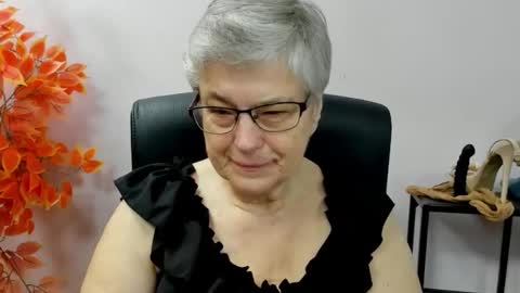 Snapshot of iris_xdesire chatting on 09/16/25, 06:14 I R I S online show from 09/16/25, 06:14