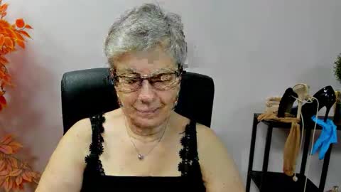 Snapshot of iris_xdesire chatting on 10/08/25, 07:06 I R I S online show from 10/08/25, 07:06