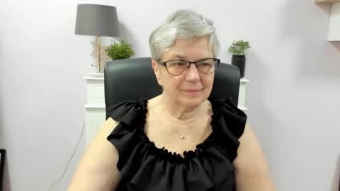 I R I S online show from 05/29/26, 06:11