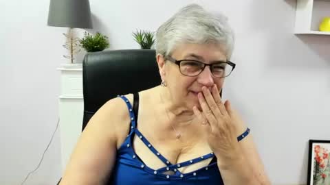 I R I S online show from 06/19/26, 06:40
