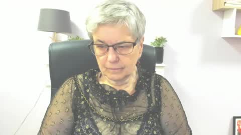 I R I S online show from 07/16/26, 06:08