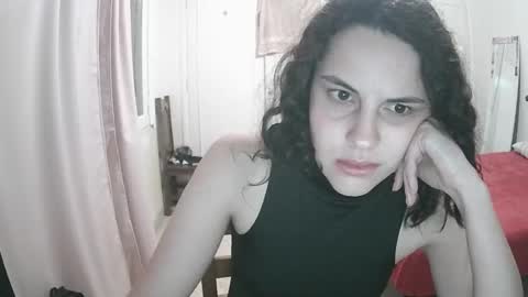 Snapshot of irisgamow chatting on 11/24/25, 02:33 Iris online show from 11/24/25, 02:33