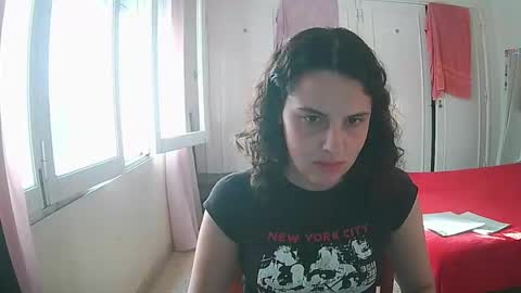 Snapshot of irisgamow chatting on 11/26/25, 09:49 Iris online show from 11/26/25, 09:49