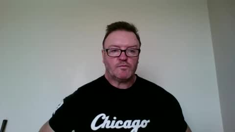 Snapshot of irish_pipe chatting on 04/07/26, 09:32 irish_pipe online show from 04/07/26, 09:32