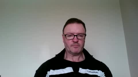 Snapshot of irish_pipe chatting on 04/10/26, 09:36 irish_pipe online show from 04/10/26, 09:36