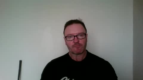 Snapshot of irish_pipe chatting on 04/14/26, 10:43 irish_pipe online show from 04/14/26, 10:43