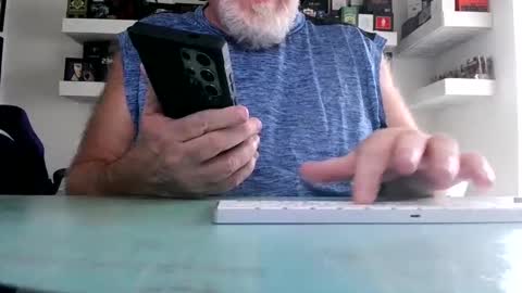 Irishdudelove online show from 02/13/25, 08:34