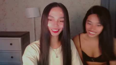 Snapshot of irishlovesyou chatting on 03/16/26, 01:15 IRISH AND TRIXIE online show from 03/16/26, 01:15