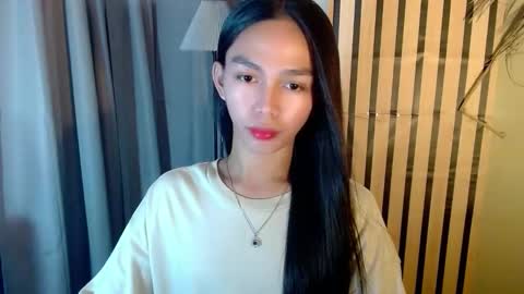 Snapshot of irishlovesyou chatting on 04/04/26, 02:32 IRISH AND TRIXIE online show from 04/04/26, 02:32