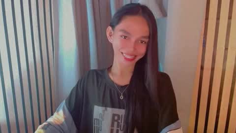 Snapshot of irishlovesyou chatting on 04/06/26, 01:58 IRISH AND TRIXIE online show from 04/06/26, 01:58