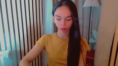 Snapshot of irishlovesyou chatting on 04/09/26, 02:33 IRISH AND TRIXIE online show from 04/09/26, 02:33