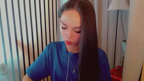 Snapshot of irishlovesyou chatting on 04/11/26, 02:38 IRISH AND TRIXIE online show from 04/11/26, 02:38