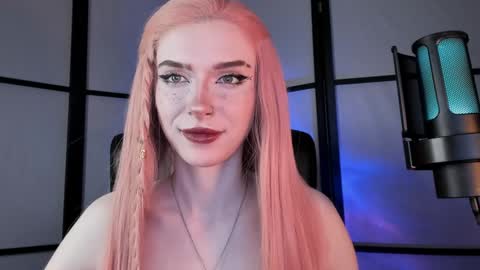 Miss Iris Fansly Miss Iris new inst.  online show from 01/31/25, 11:56