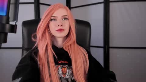 Miss Iris Fansly Miss Iris new inst.  online show from 02/24/25, 02:15