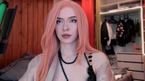 Miss Iris Fansly Miss Iris new inst.  online show from 03/09/25, 01:26