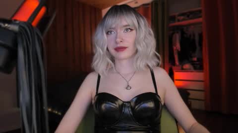 Miss Iris Fansly Miss Iris new inst.  online show from 12/14/25, 06:56