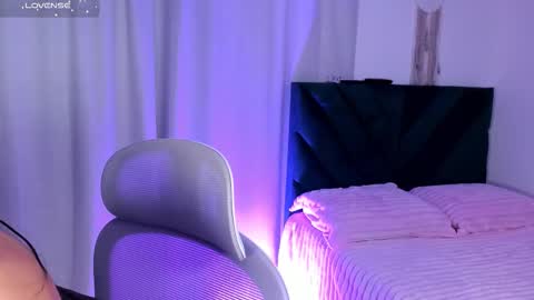 Iris Moira  online show from 02/14/26, 11:07