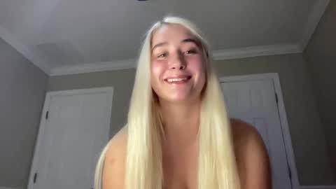 Snapshot of irispink1 chatting on 12/04/25, 09:56 Irispink1 online show from 12/04/25, 09:56