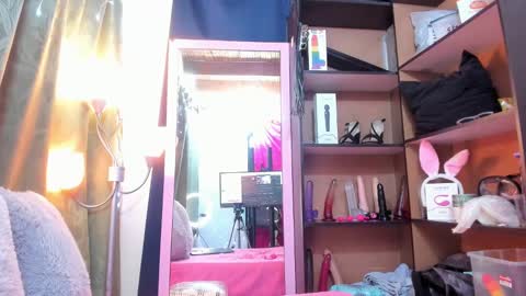 iris online show from 02/13/25, 12:21