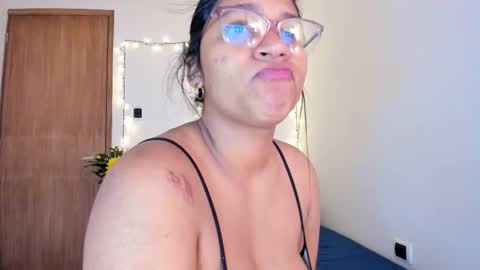 Snapshot of iriss_25 chatting on 02/18/26, 11:50 iris online show from 02/18/26, 11:50