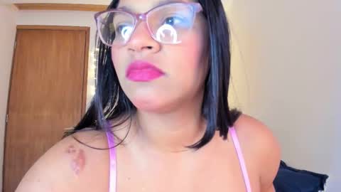 Snapshot of iriss_25 chatting on 02/19/26, 11:39 iris online show from 02/19/26, 11:39