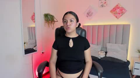 Iris online show from 11/02/25, 03:42