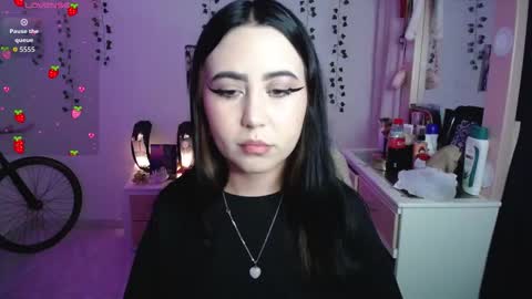 Iris  online show from 01/08/26, 05:32