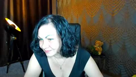 Snapshot of irissmoon1 chatting on 07/14/26, 06:13 Iris online show from 07/14/26, 06:13