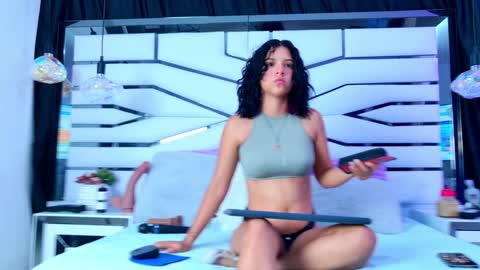 Iris online show from 02/04/25, 11:16