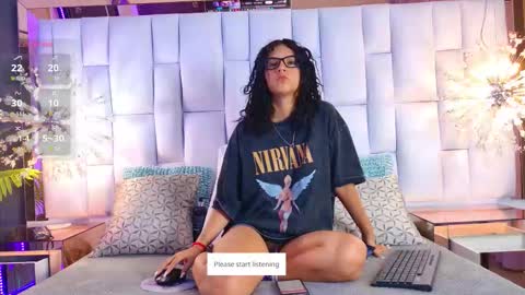 Iris online show from 09/19/25, 11:22