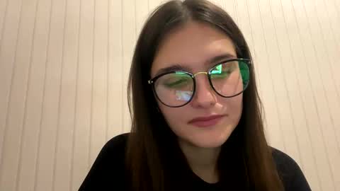 irisss31 online show from 12/07/24, 04:03