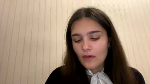 irisss31 online show from 12/07/24, 08:05