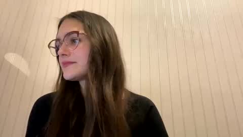 irisss31 online show from 01/26/25, 04:51