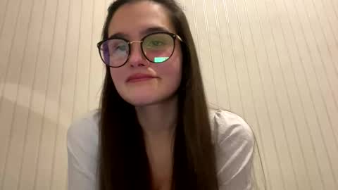 irisss31 online show from 02/27/25, 06:53