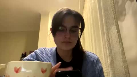 irisss31 online show from 03/12/26, 07:20