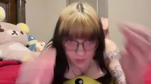 Snapshot of irissweets chatting on 01/07/26, 01:52 irissweets online show from 01/07/26, 01:52